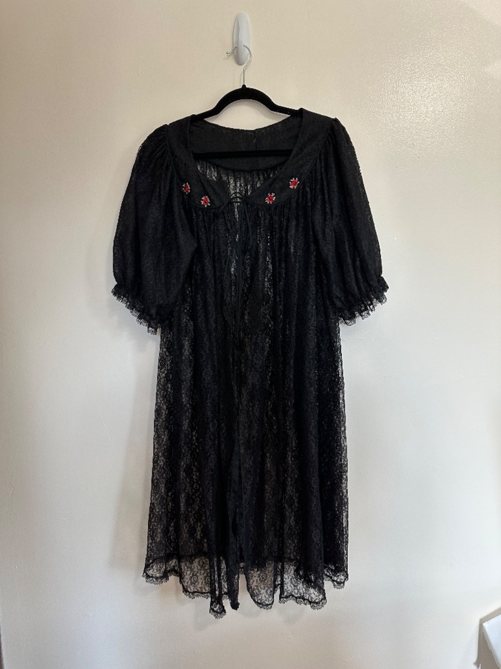Vintage Union Made Black Sheer Nightgown & Matching Lace Robe, 2 Pc Set, Medium - Picture 8 of 8